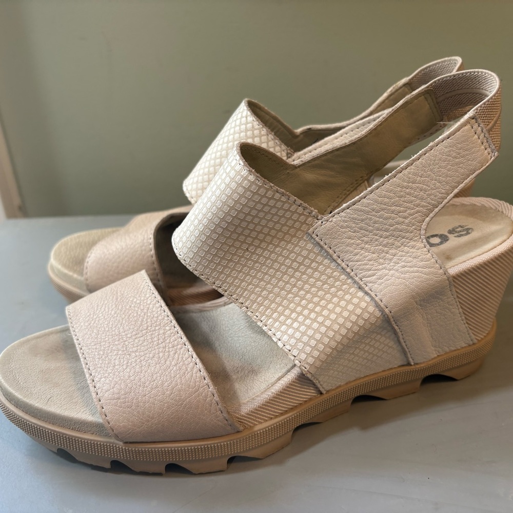Sorel Beige Textured Slingback Wedge Sandals